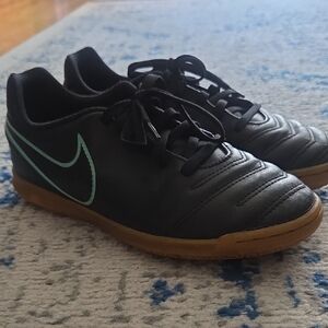 Nike Kids Black Indoor Soccer Shoes with Mint Swoosh